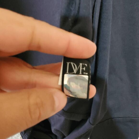 DIANE VON FURSTENBERG Women's Navy Blue Skylar Wrap Silk Blend Romper 6 - Picture 4 of 7